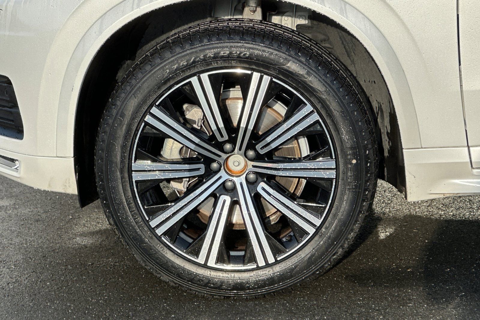 Certified 2023 Volvo XC90 B5 Core w/ Climate Package image 12