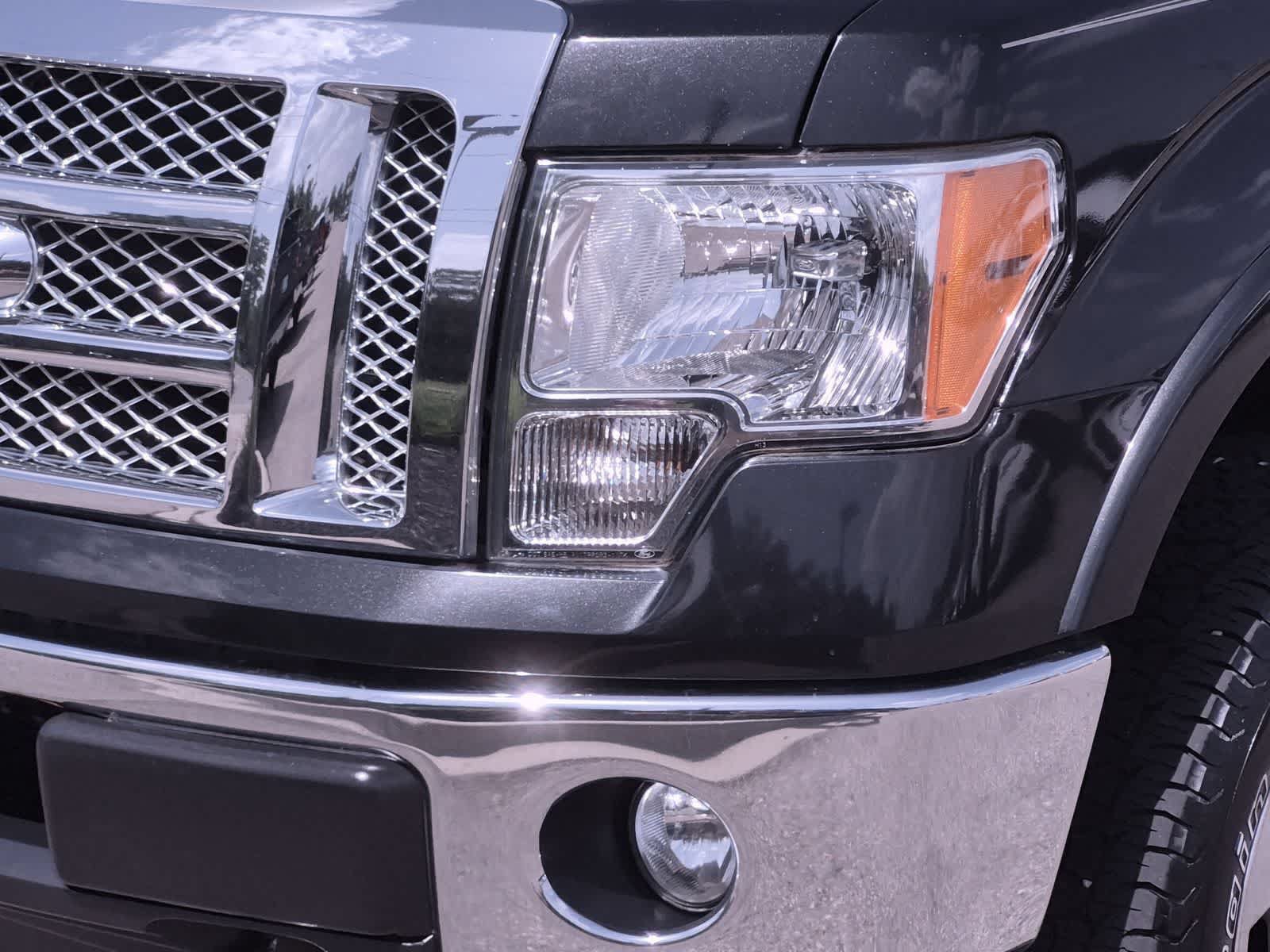 Used 2012 Ford F150 Lariat w/ Lariat Chrome Pkg AWD/4WD image 11