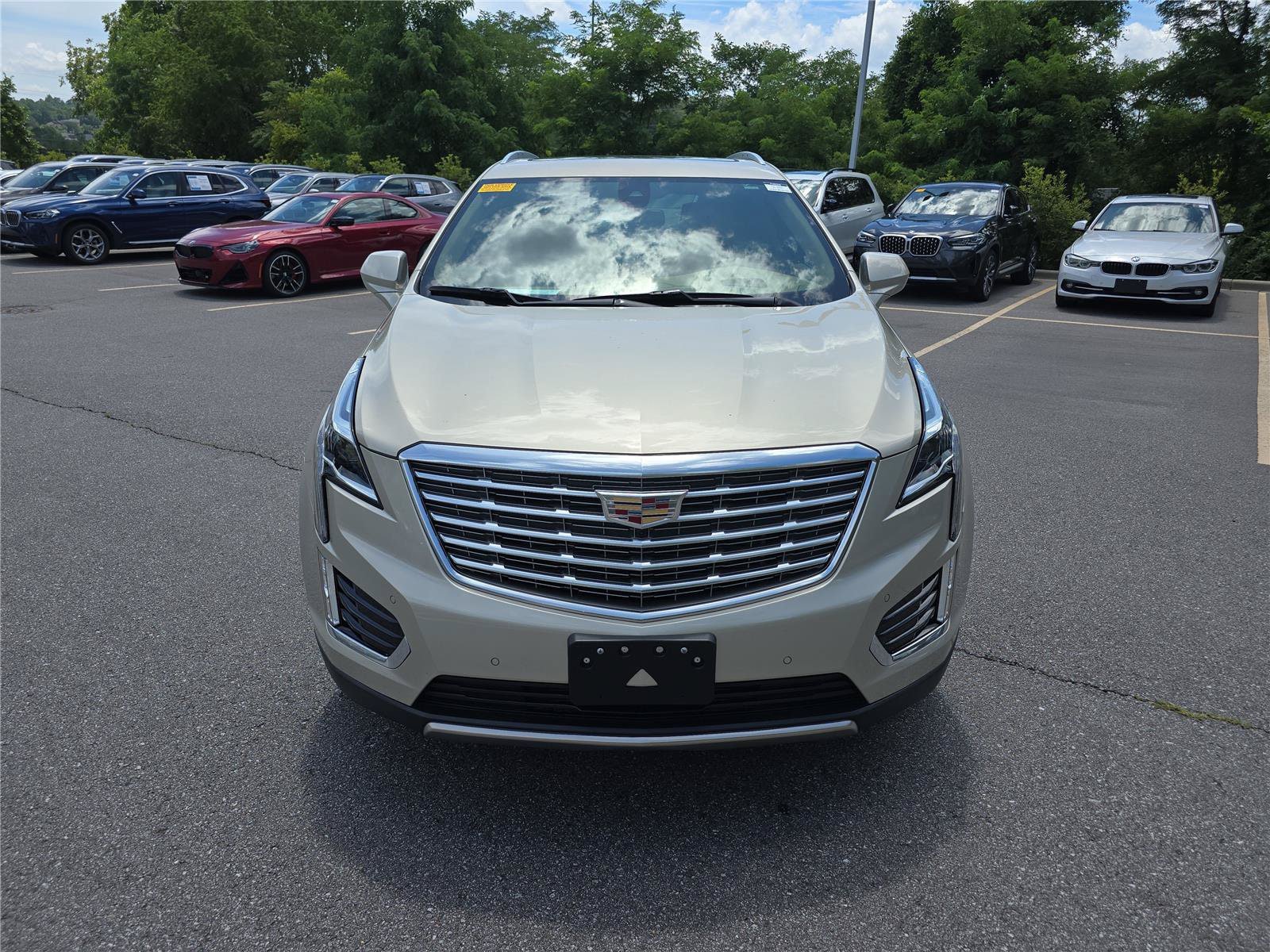 Used 2017 Cadillac XT5 Platinum AWD/4WD image 8