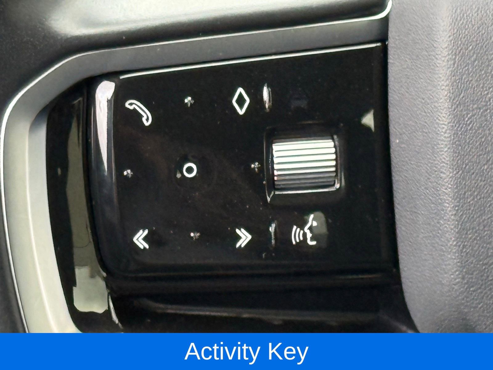 Used 2022 Land Rover Range Rover Evoque SE image 33