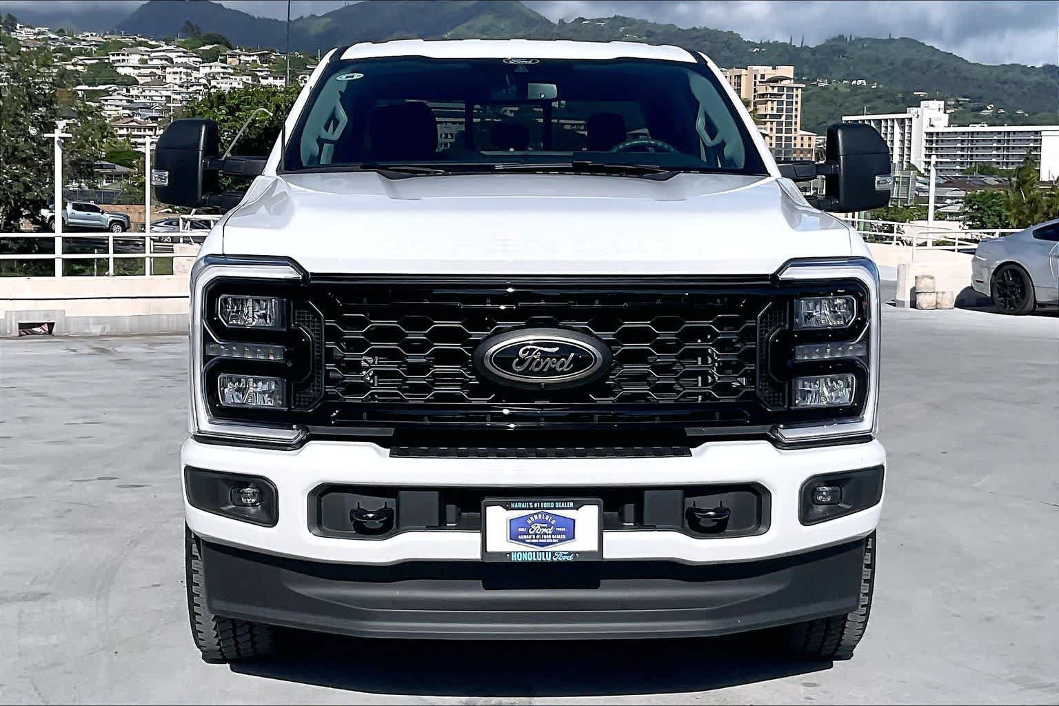 Used 2026 Ford F250 XLT w/ XLT Premium Package AWD/4WD image 6