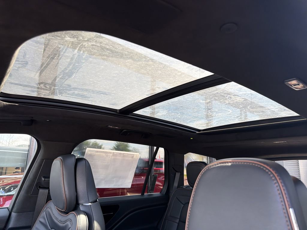 New 2026 Lincoln Aviator Black Label image 11