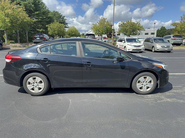 Used 2018 Kia Forte LX FWD image 4