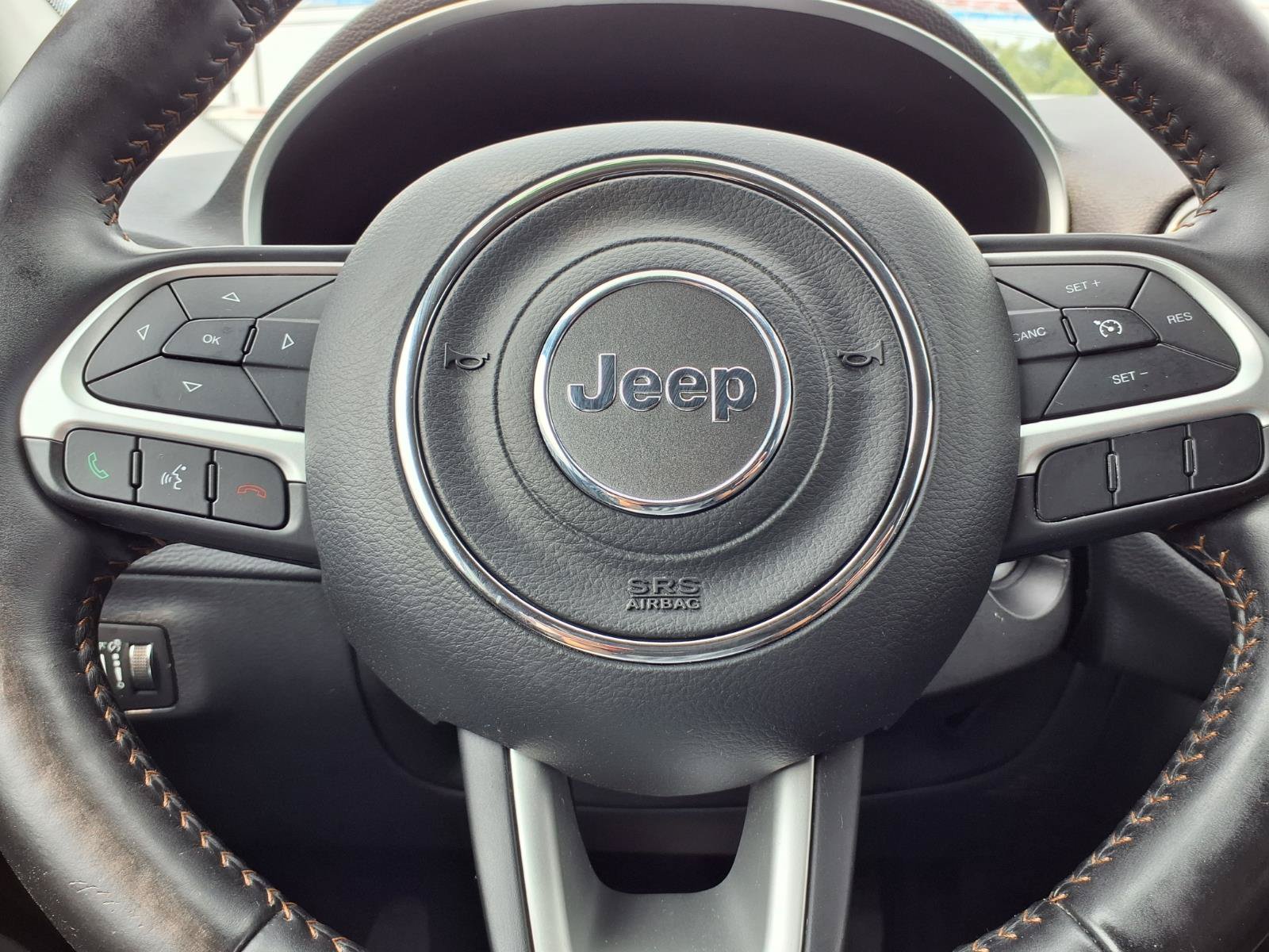 Used 2018 Jeep Compass Limited AWD/4WD image 14