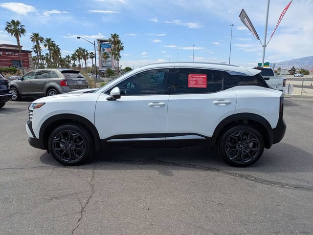 Certified 2025 Nissan Kicks SR w/ Interior Electronics Package FWD image 19