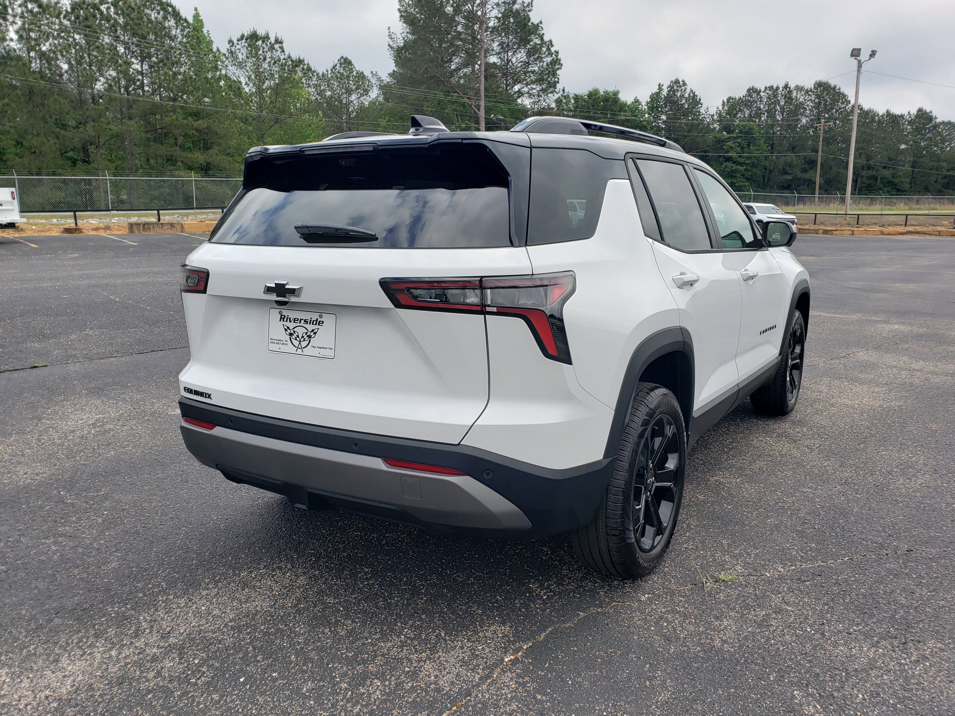 New 2026 Chevrolet Equinox LT FWD image 3