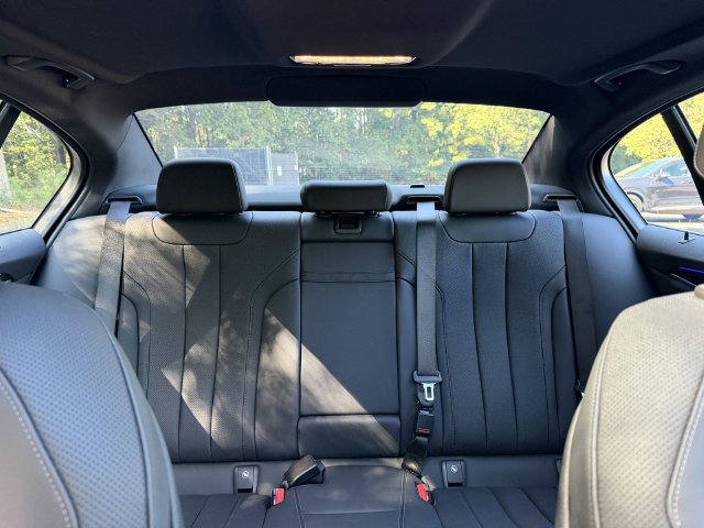Used 2021 BMW 530i xDrive w/ Convenience Package AWD/4WD image 42