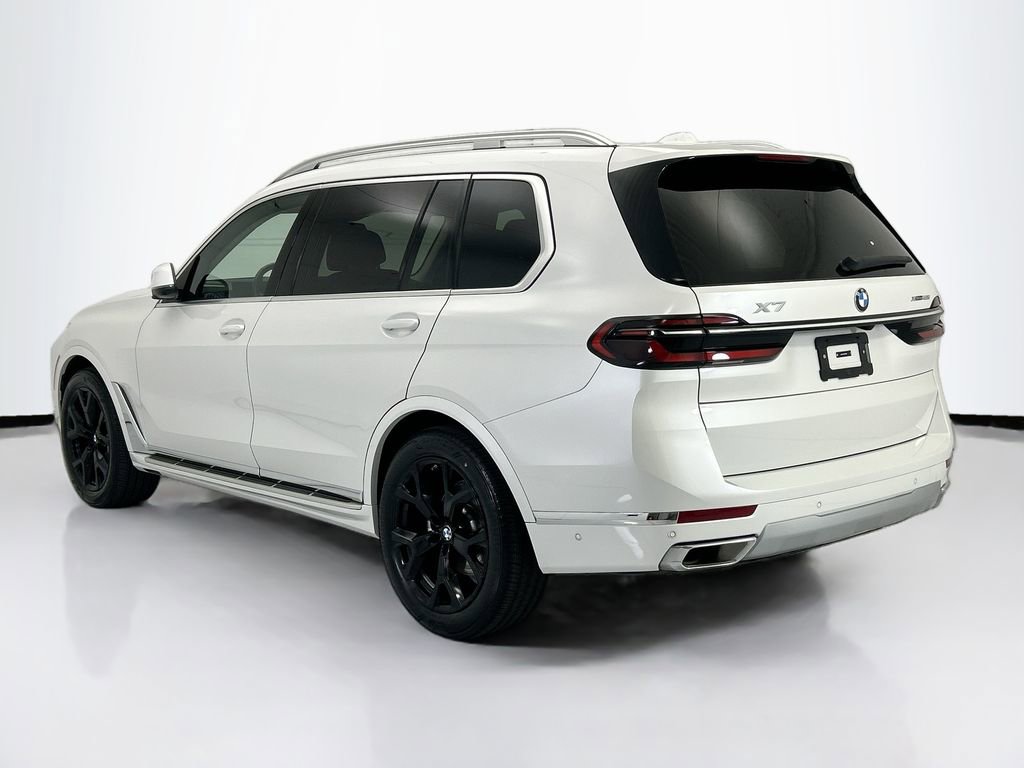 Used 2026 BMW X7 xDrive40i AWD/4WD image 7