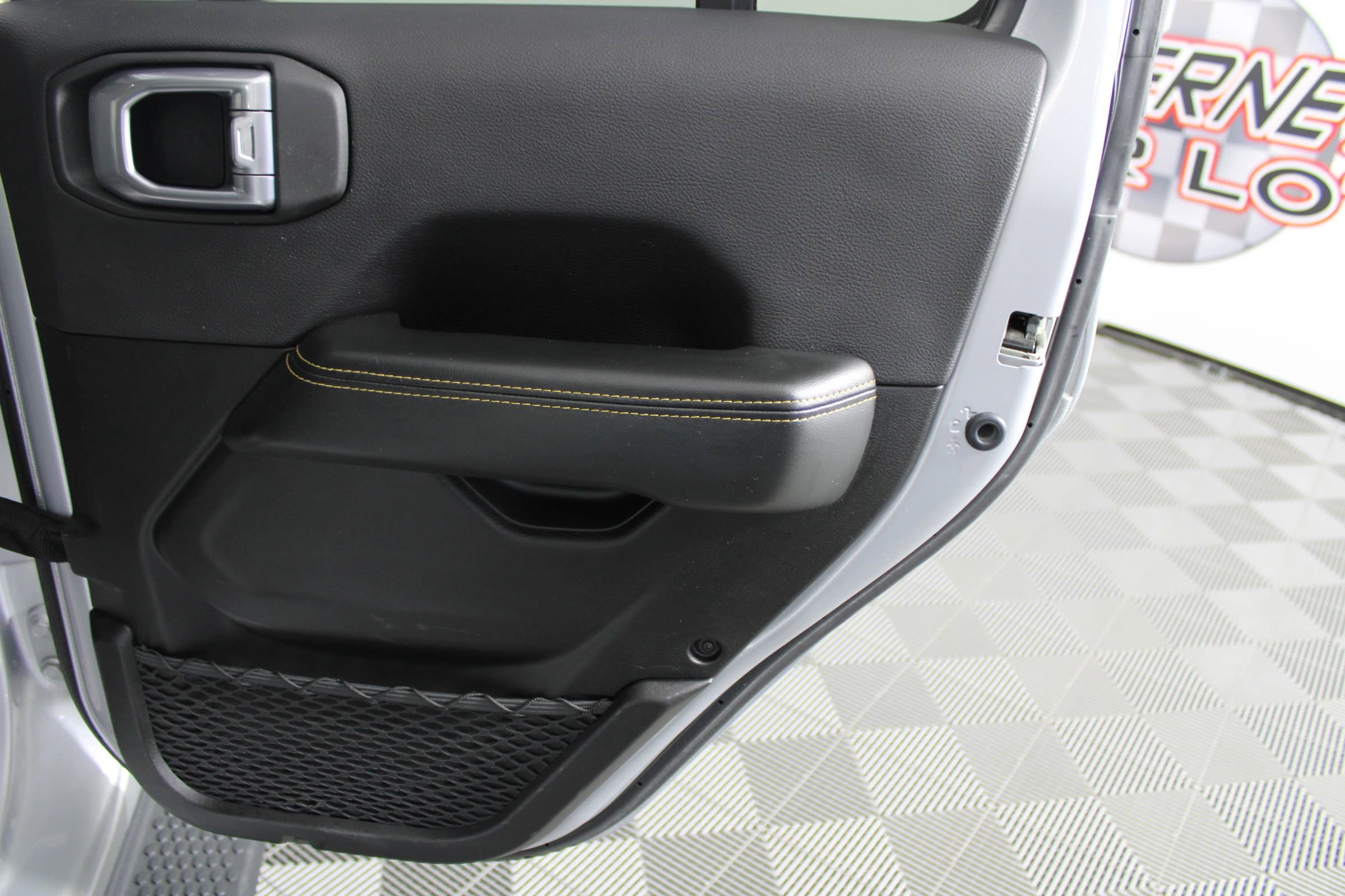 Used 2024 Jeep Wrangler Unlimited Sahara image 43