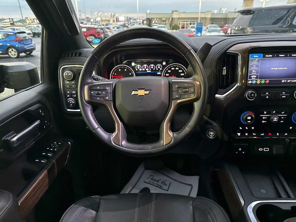 Used 2023 Chevrolet Silverado 3500 High Country image 17