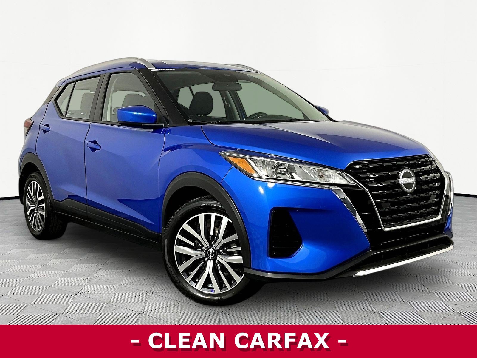 Certified 2023 Nissan Kicks SV FWD image 3