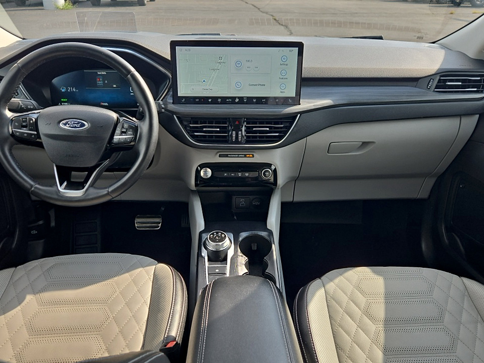 Used 2023 Ford Escape Platinum w/ Premium Technology Package AWD/4WD image 9