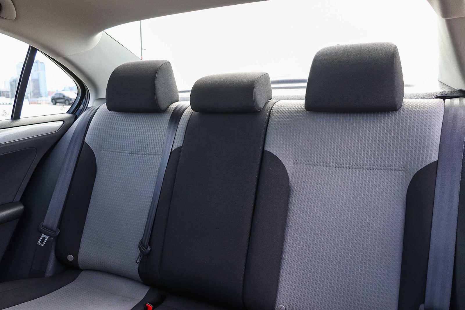 Used 2017 Volkswagen Jetta S FWD image 25