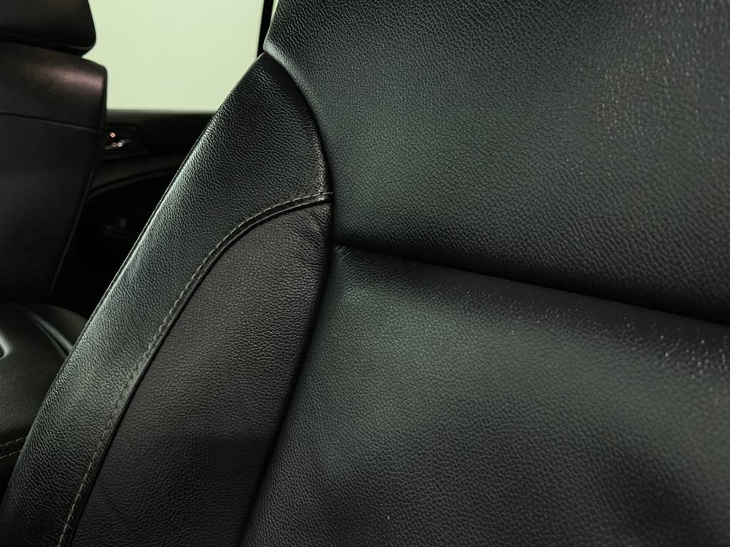 Used 2018 Chevrolet Tahoe LT w/ Luxury Package image 17