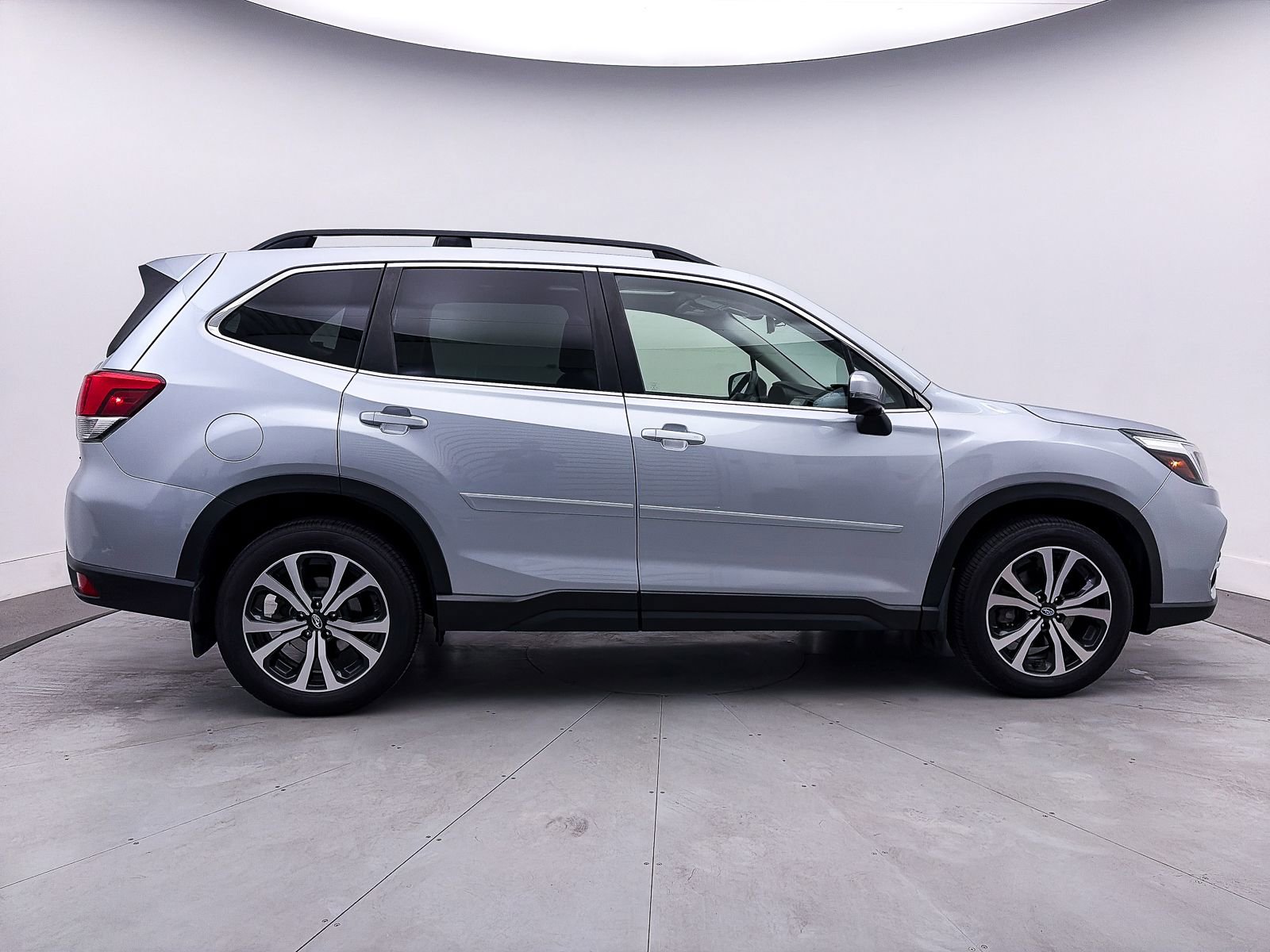 Used 2019 Subaru Forester Limited image 40