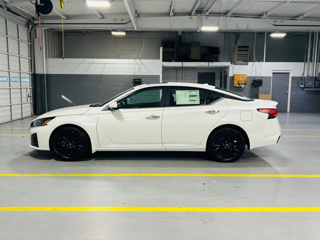 New 2025 Nissan Altima 2.5 SV w/ SV Special Edition Package image 14