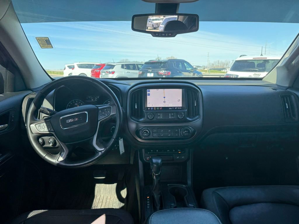 Used 2022 GMC Canyon AT4 image 11