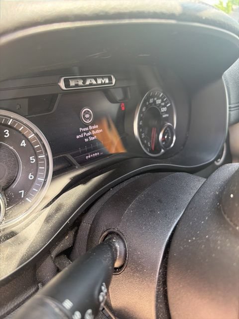Used 2021 RAM 1500 Laramie AWD/4WD image 17