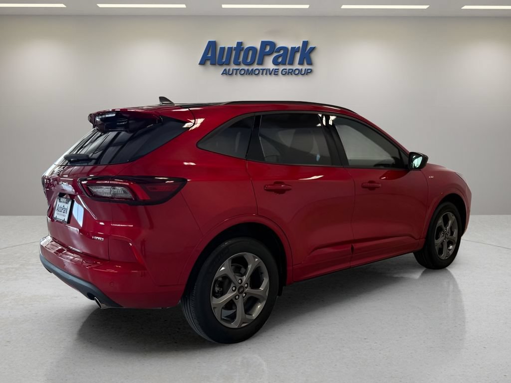 Certified 2024 Ford Escape ST-Line w/ Tech Pack #1 AWD/4WD image 7