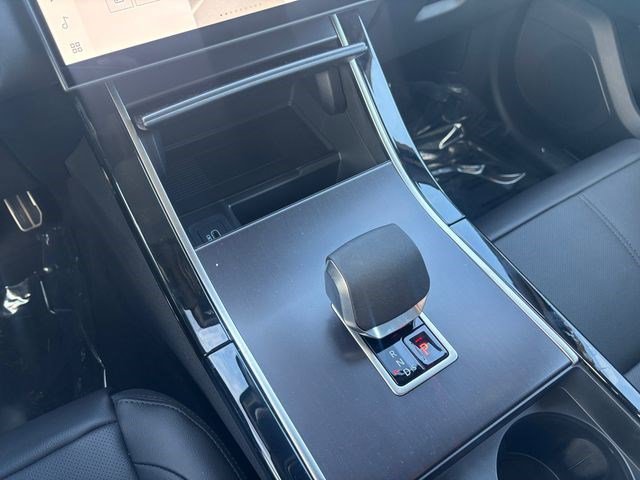 New 2026 Land Rover Range Rover Velar Dynamic SE AWD/4WD image 29