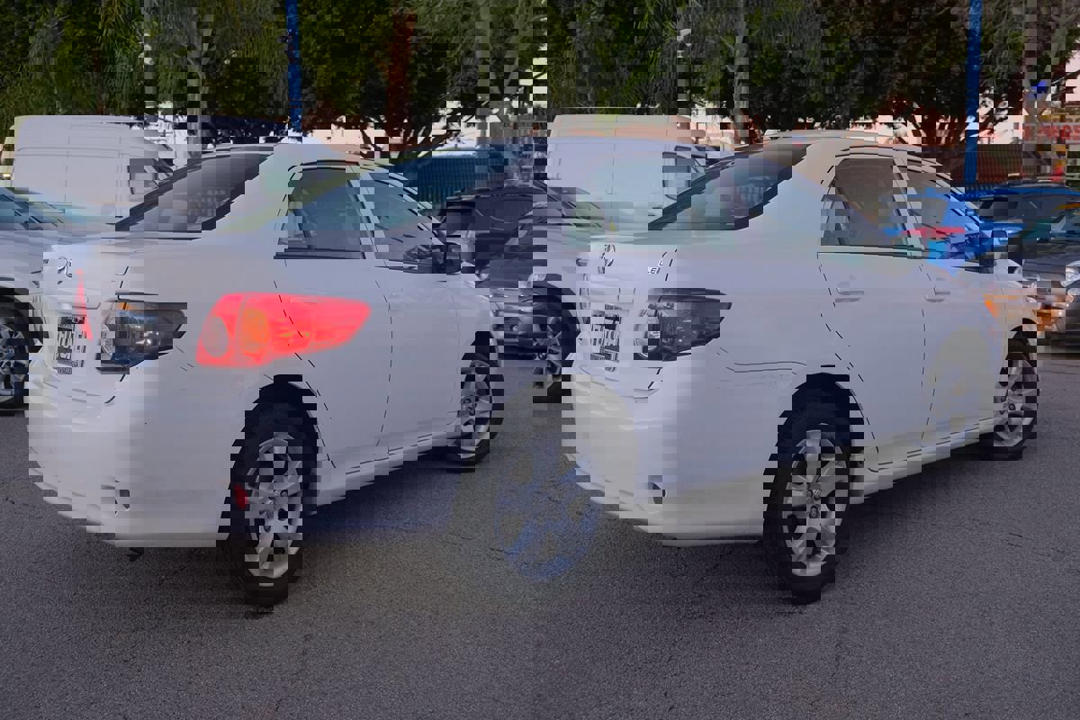 Used 2009 Toyota Corolla LE image 7