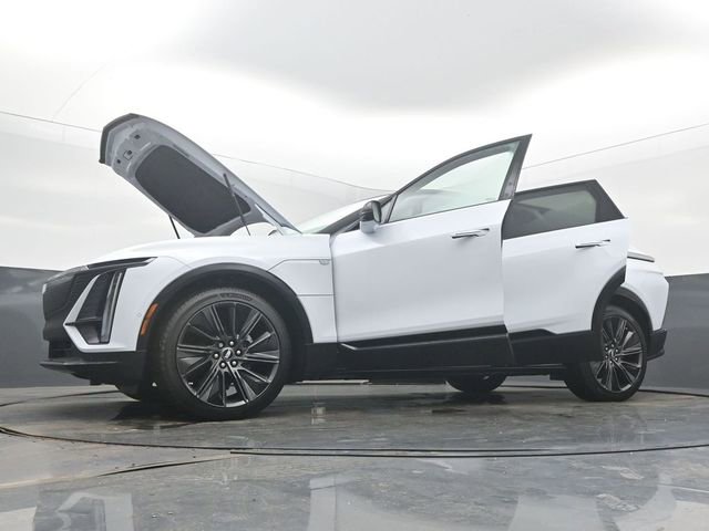 New 2026 Cadillac Lyriq Signature Sport image 59