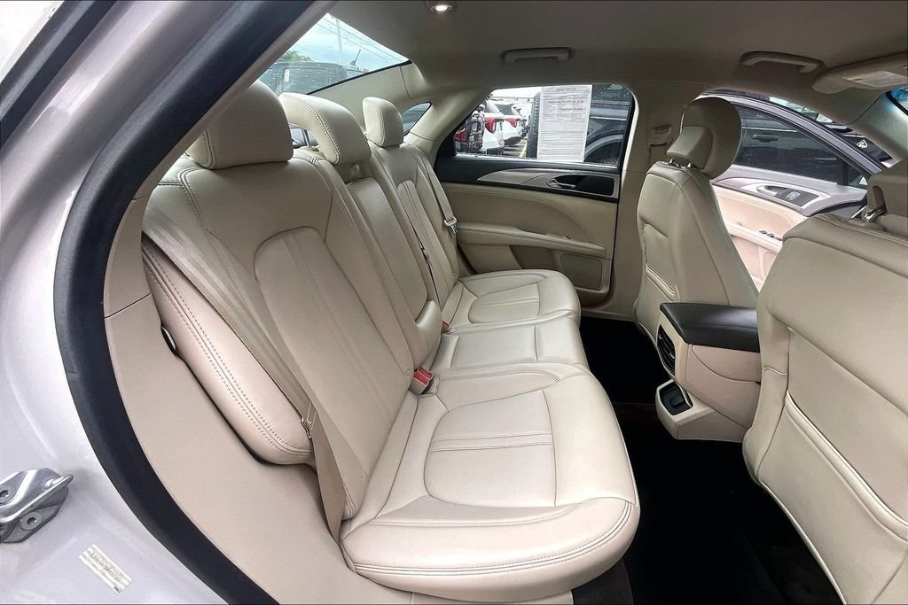 Used 2019 Lincoln MKZ Premiere FWD image 25
