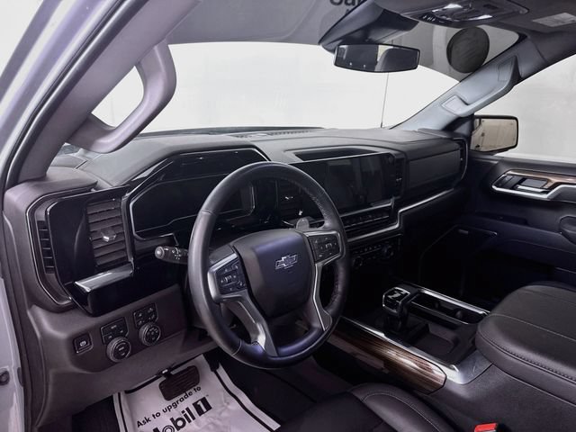 Used 2025 Chevrolet Silverado 1500 RST w/ All Star Edition Plus AWD/4WD image 10