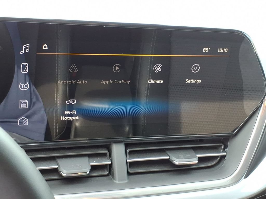 Used 2024 Chevrolet Trax LT w/ Driver Confidence Package FWD image 20