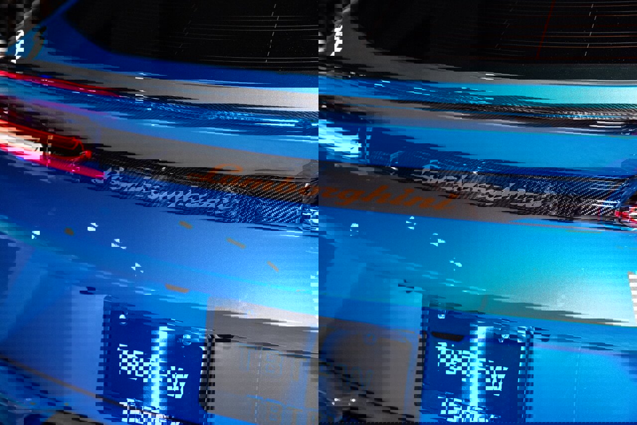 Used 2023 Lamborghini Urus Performante image 31