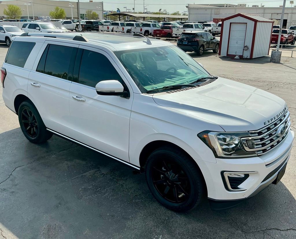 Used 2018 Ford Expedition Limited w/ Equipment Group 301A image 4