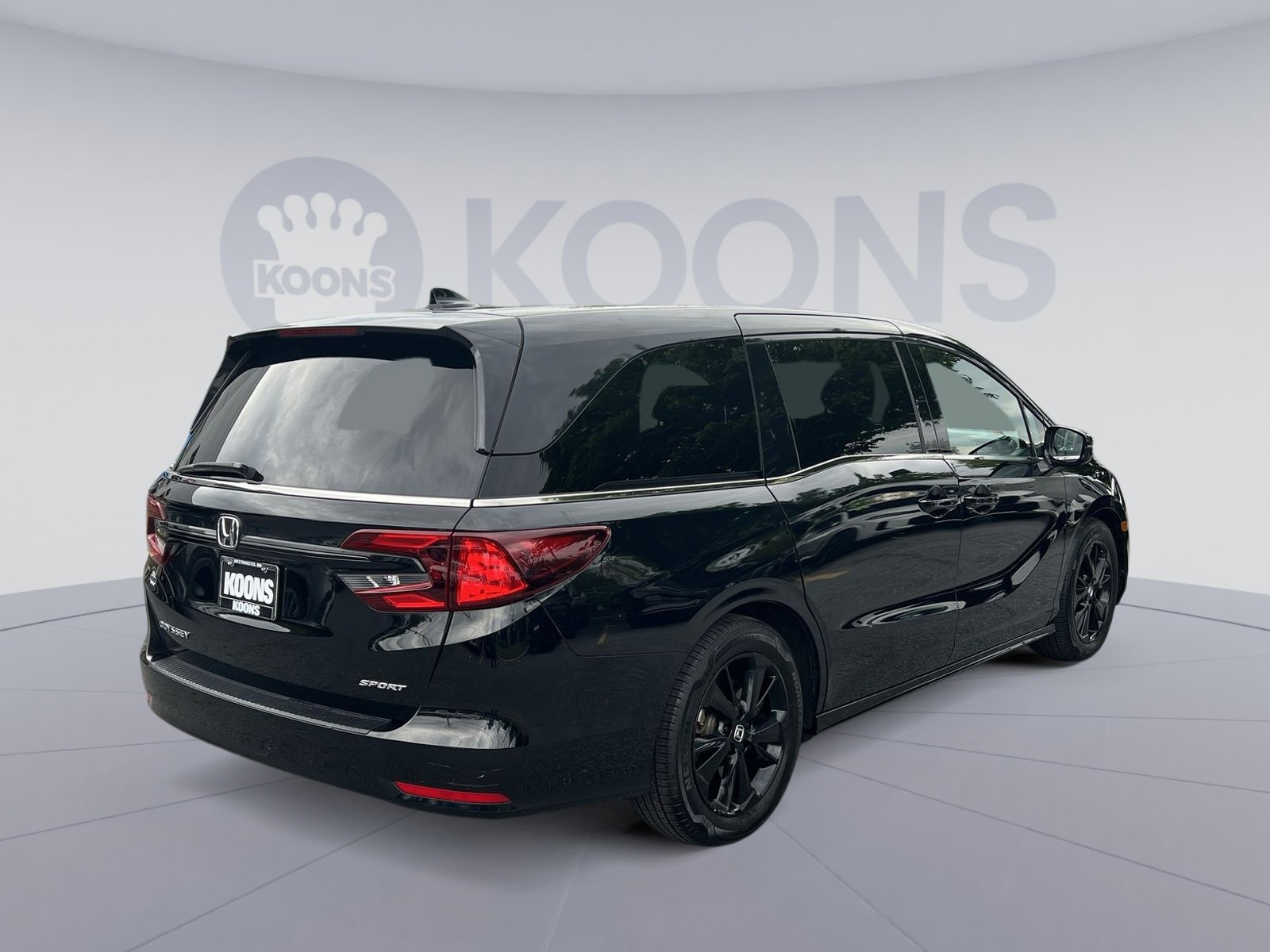 Used 2023 Honda Odyssey Sport image 7