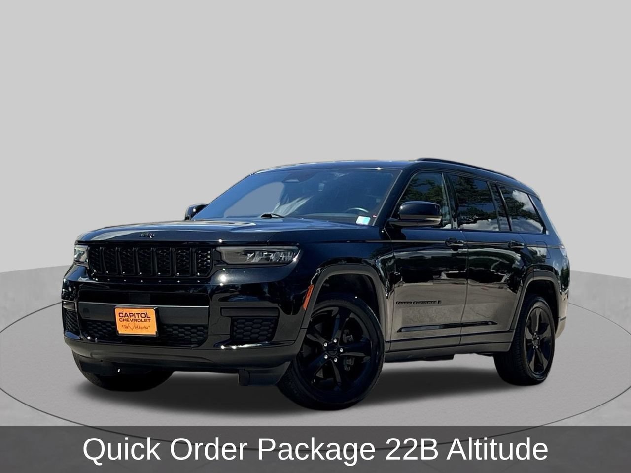 Used 2021 Jeep Grand Cherokee L Laredo RWD image 2