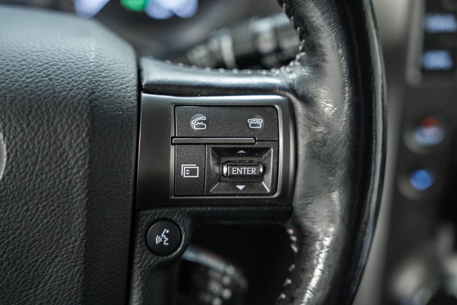 Used 2017 Lexus GX 460 Luxury w/ Sport Design Package image 37
