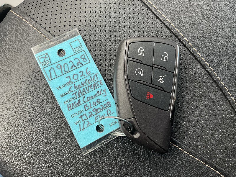 New 2026 Chevrolet Traverse High Country FWD image 32