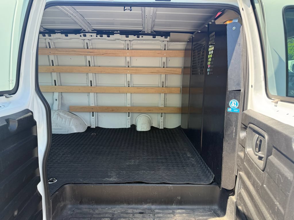 Used 2024 Chevrolet Express 2500 w/ Driver Convenience Package RWD image 14