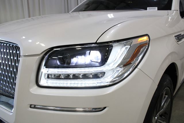 Used 2019 Lincoln Navigator Black Label w/ Cargo Package AWD/4WD image 34