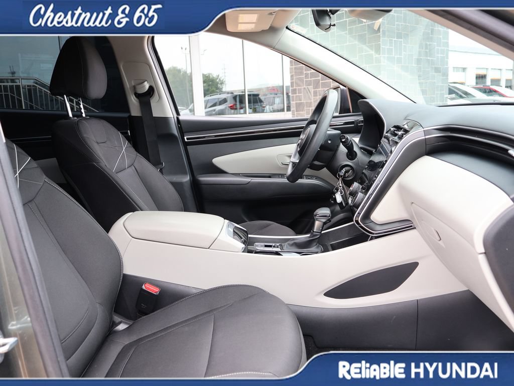 Used 2023 Hyundai Tucson SE AWD/4WD image 10