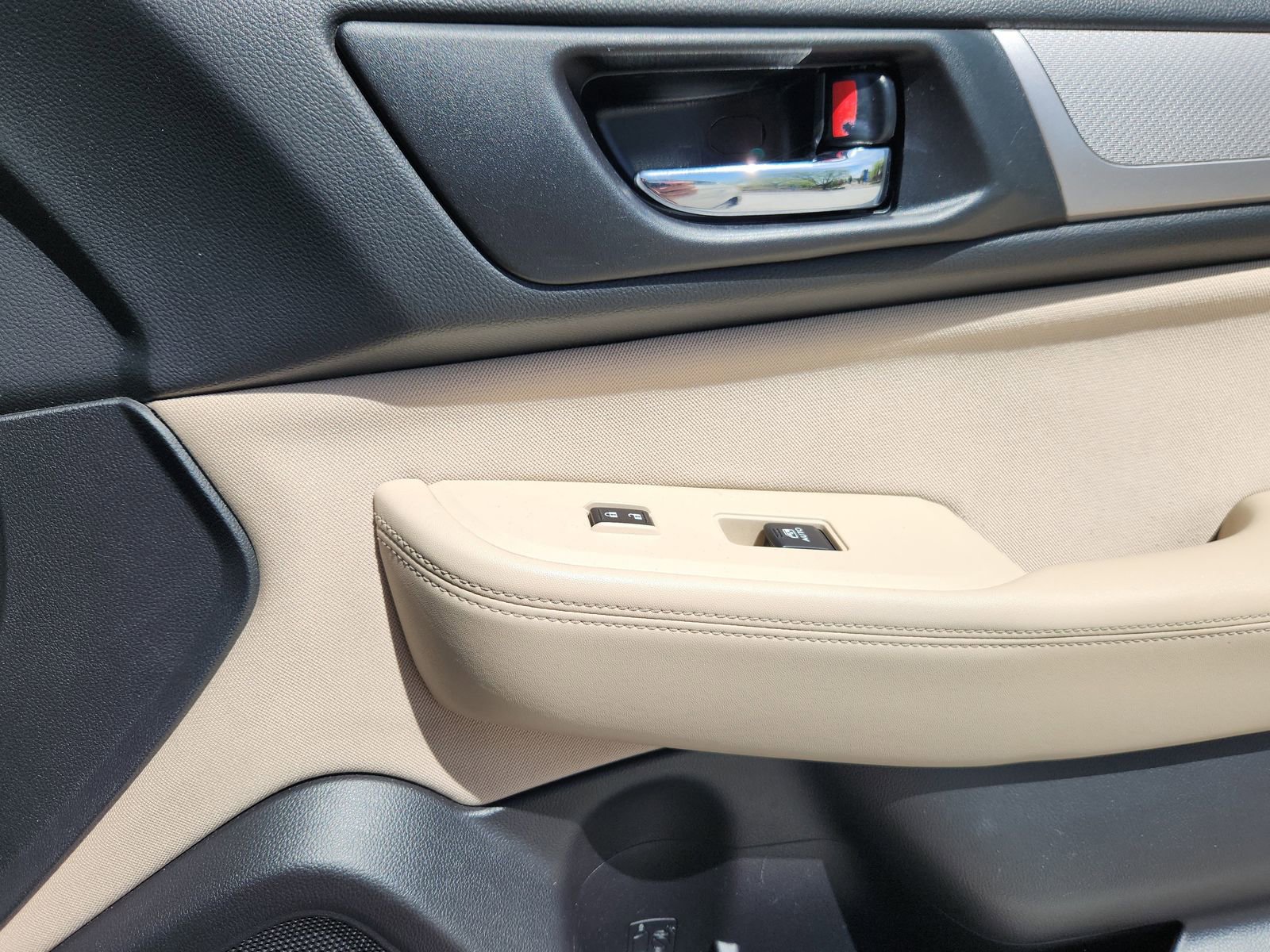 Used 2015 Subaru Outback 2.5i Premium w/ Popular Package #3 AWD/4WD image 15