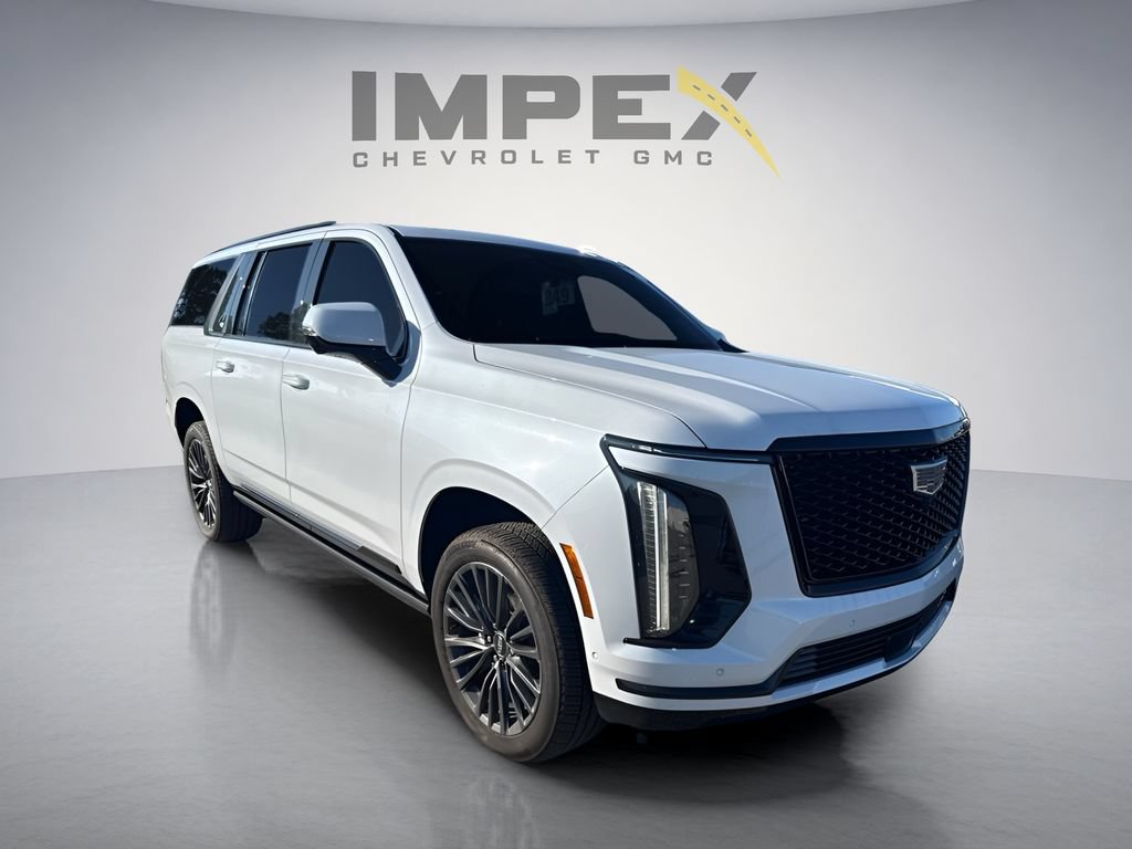 Used 2026 Cadillac Escalade ESV Platinum Sport w/ LPO, Floor Liner Package AWD/4WD image 7