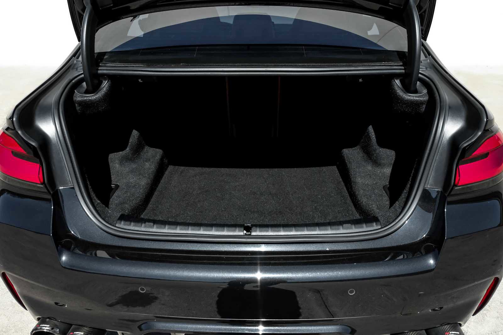 Used 2023 BMW M5 image 49