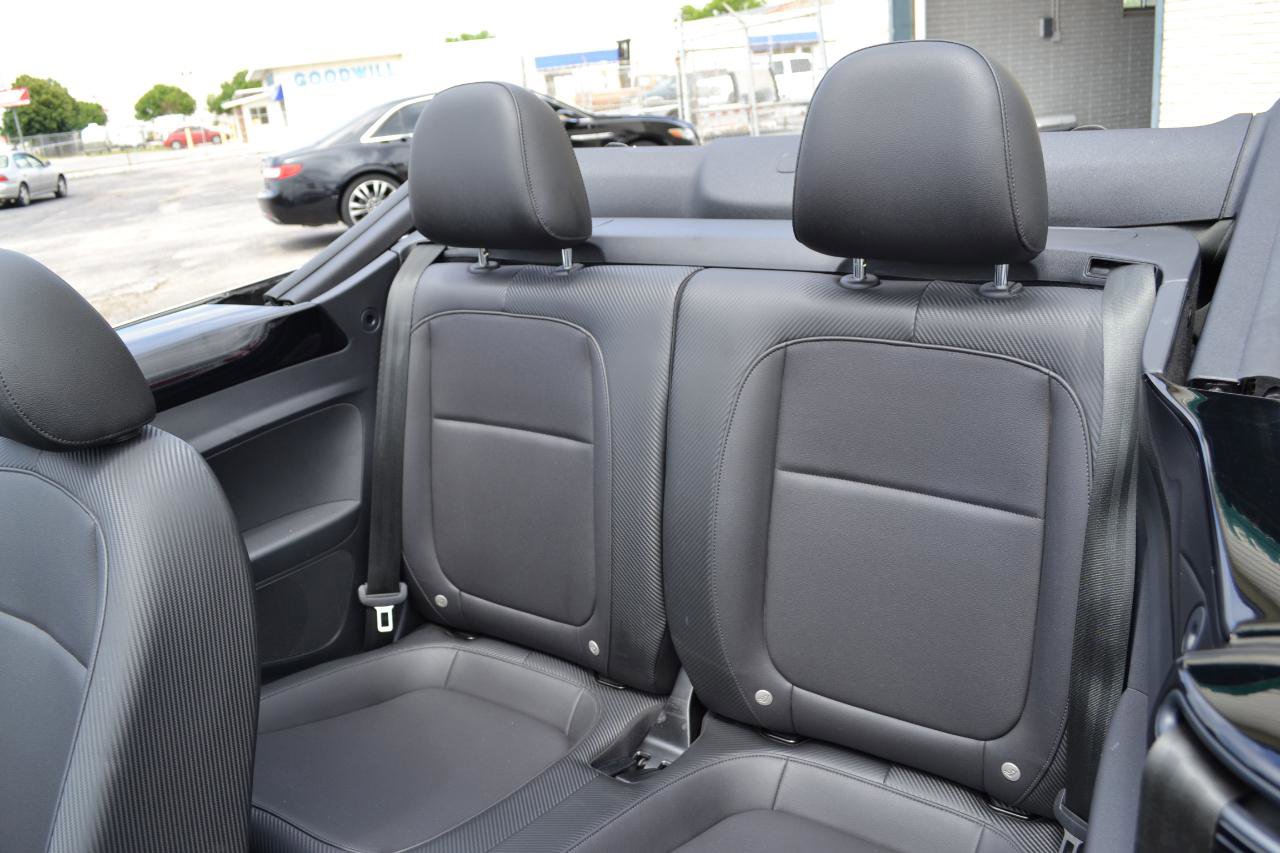 Used 2019 Volkswagen Beetle 2.0T S FWD image 21