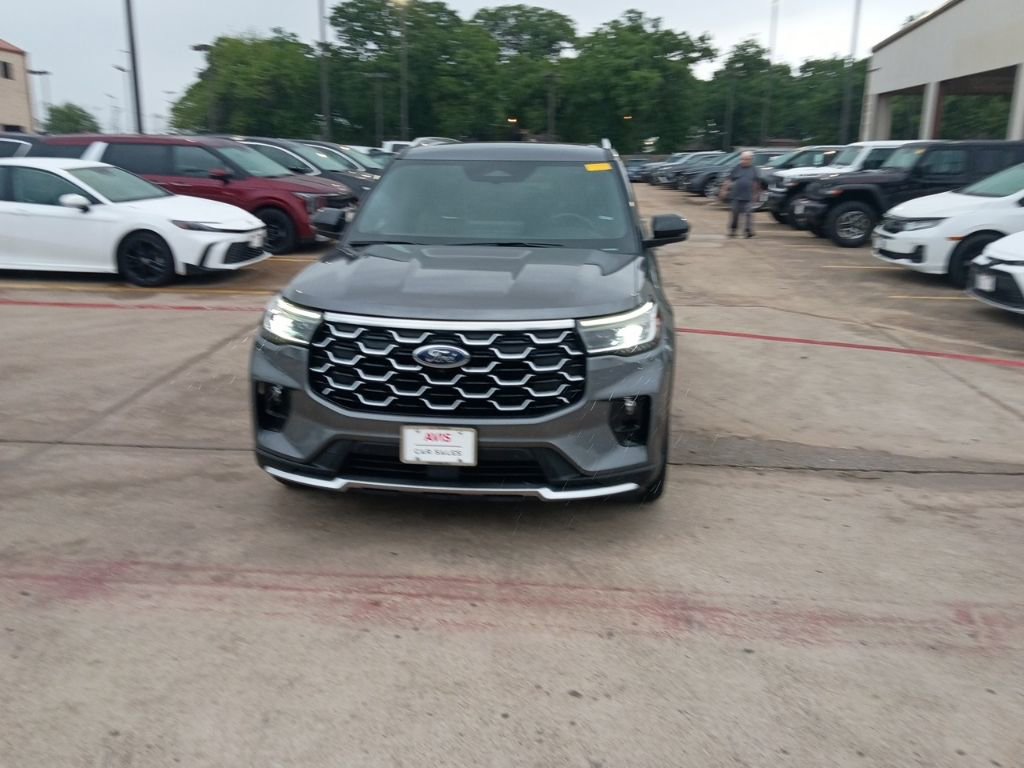 Used 2025 Ford Explorer Platinum w/ LUX Leather Package image 5