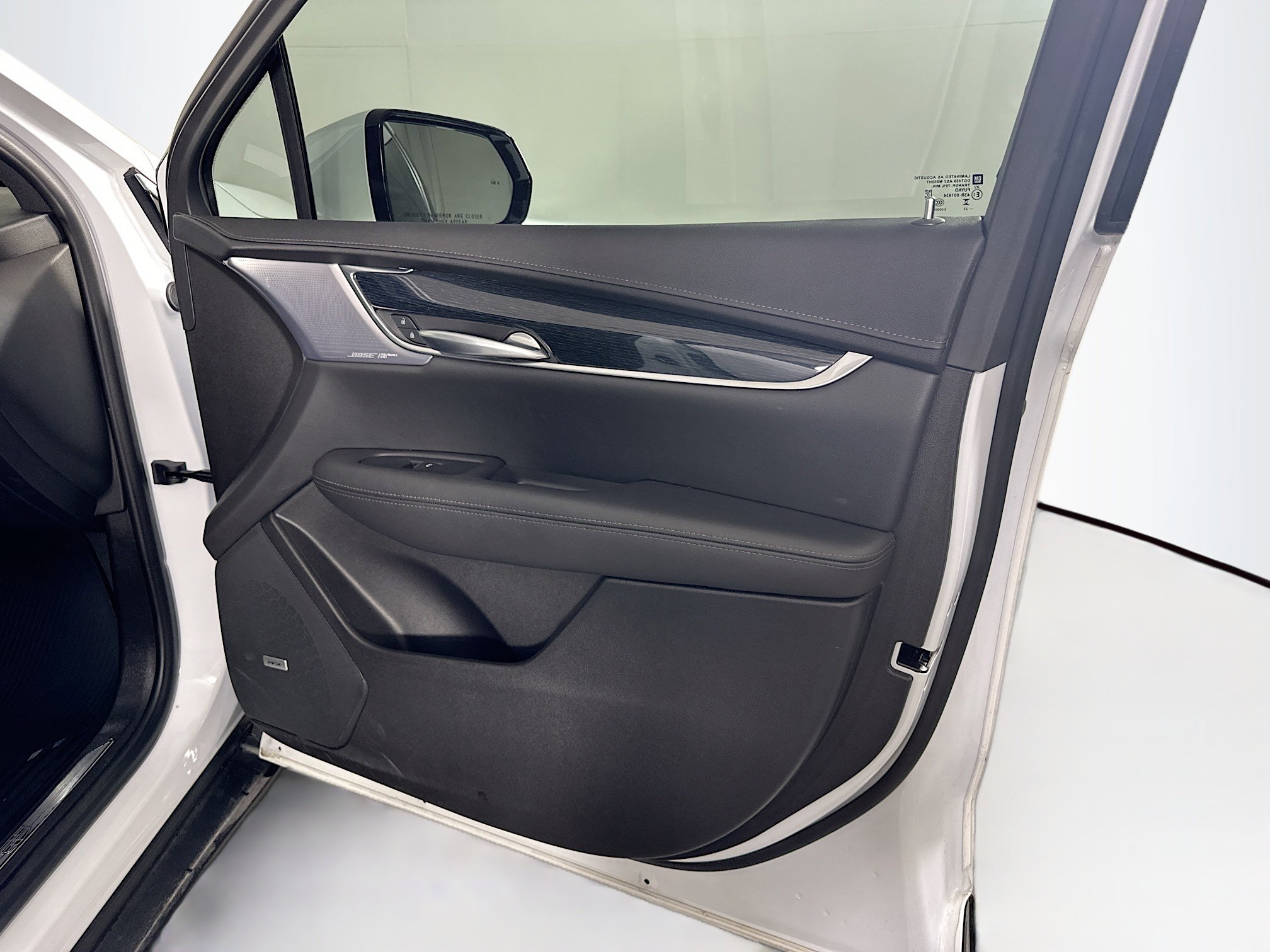 Used 2024 Cadillac XT5 Premium Luxury w/ Technology Package FWD image 33