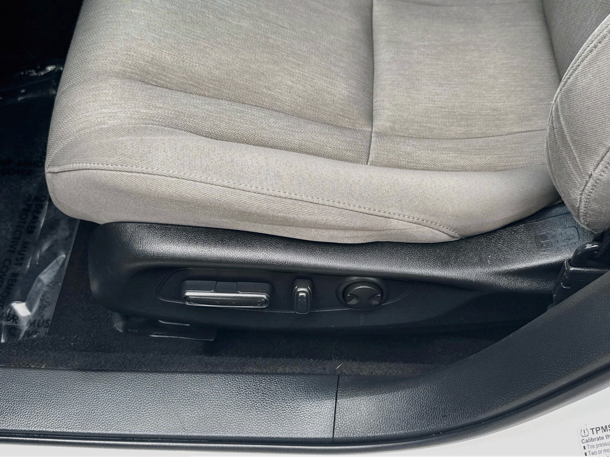 Used 2023 Honda Accord EX image 15