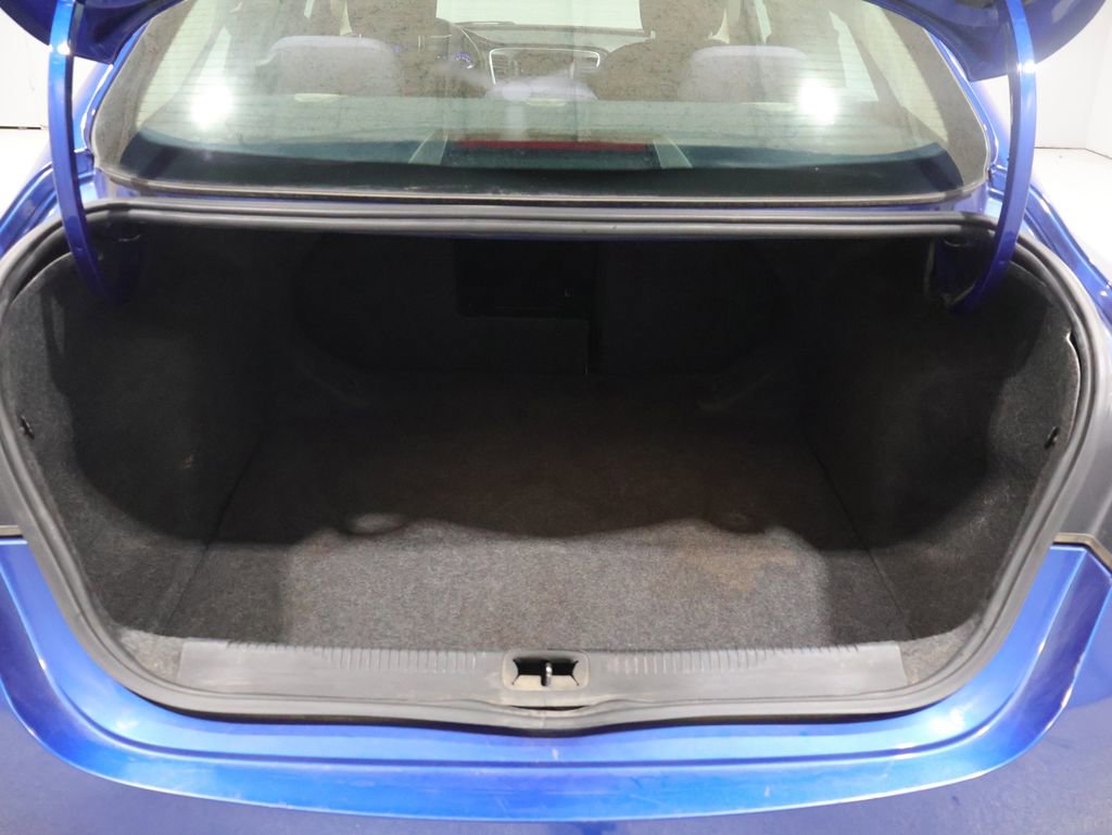 Used 2015 Chrysler 200 Limited w/ Convenience Group image 14