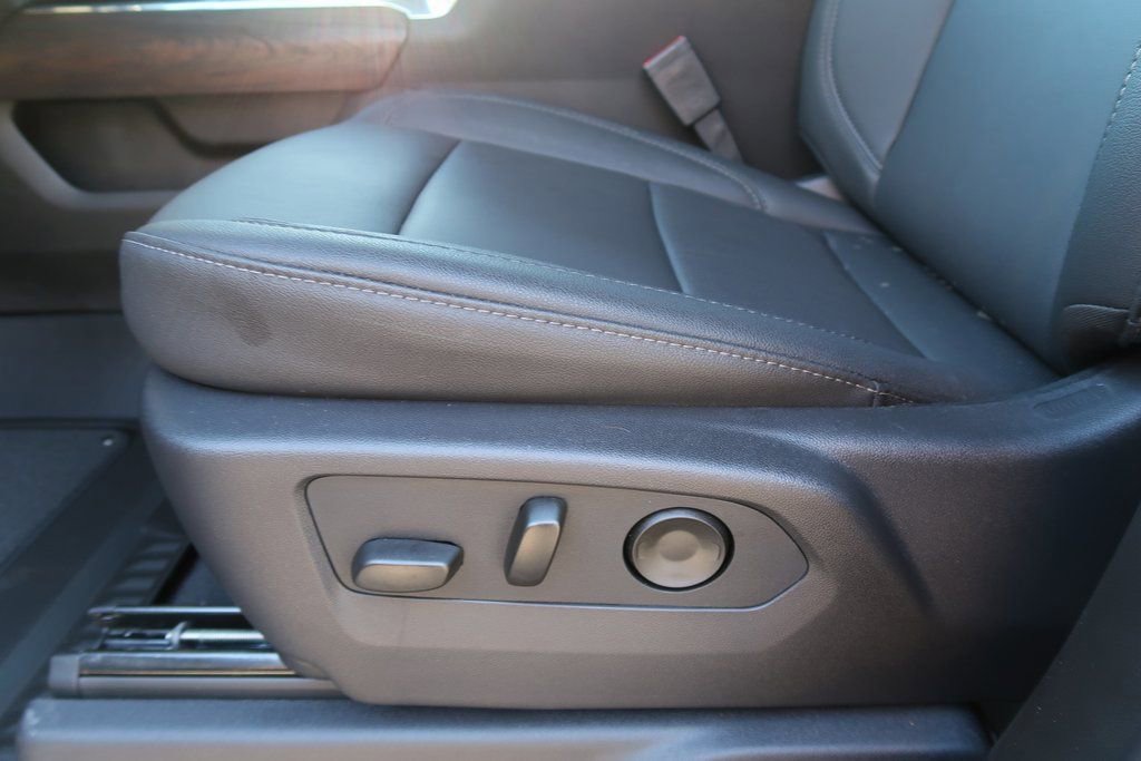 New 2026 GMC Sierra 2500 SLT w/ SLT Premium Package image 9