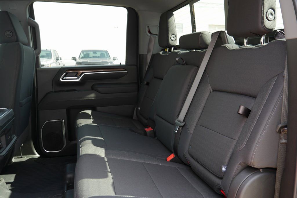 New 2026 Chevrolet Silverado 3500 LT image 27