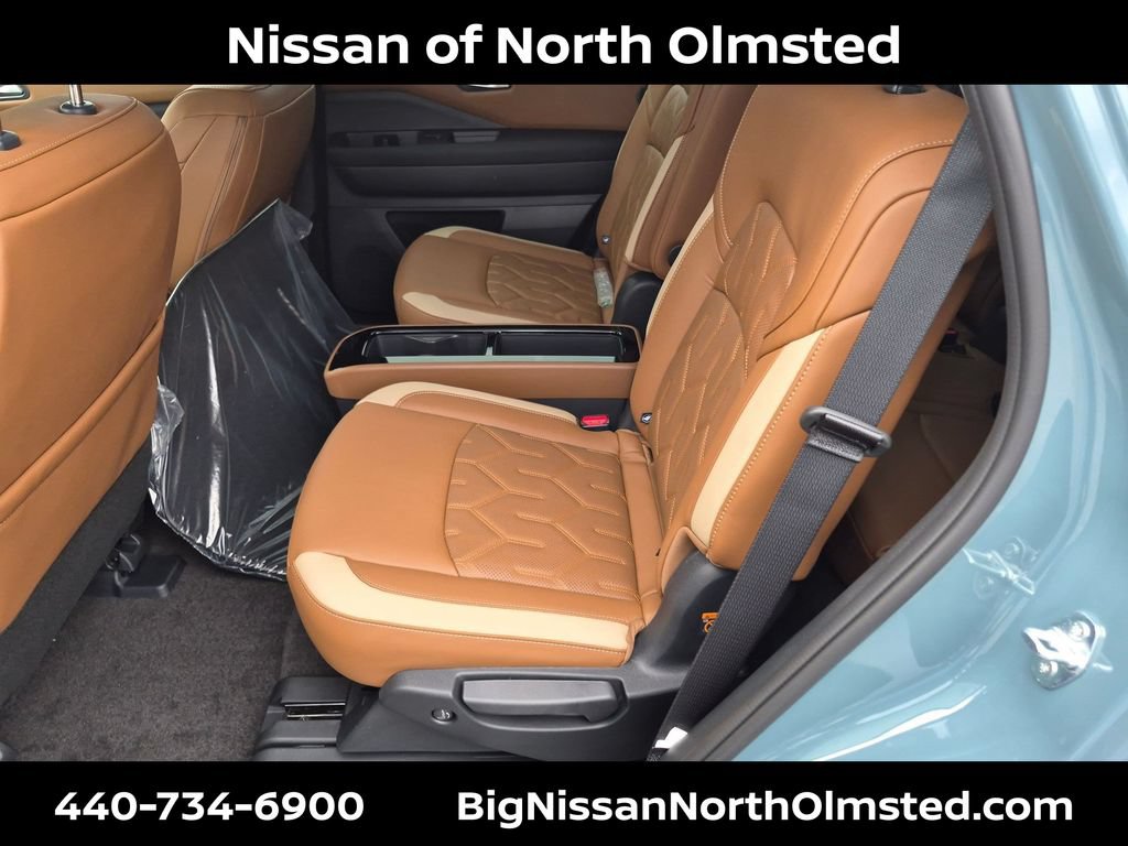 New 2026 Nissan Pathfinder Platinum AWD/4WD image 18