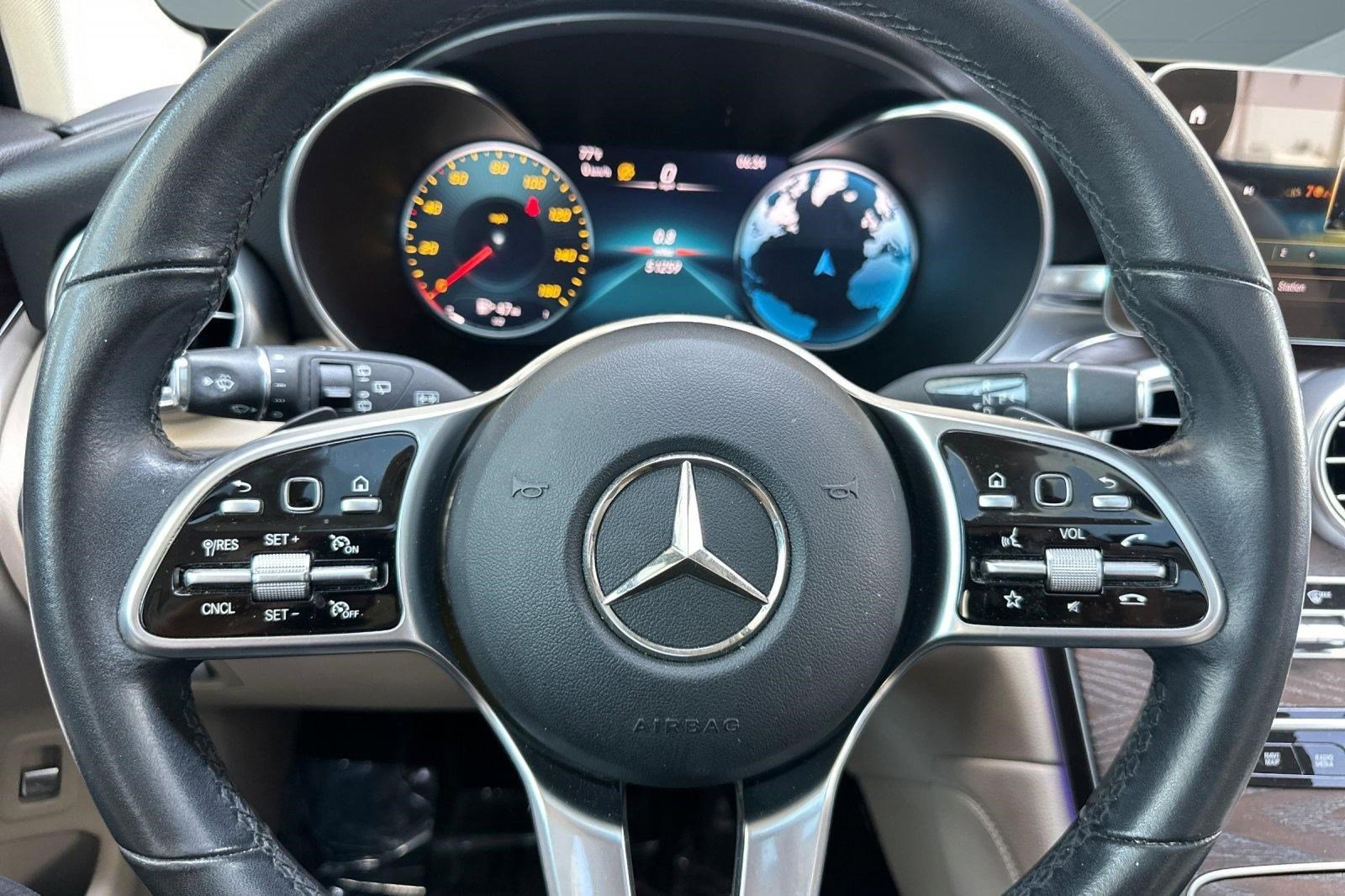 Used 2021 Mercedes-Benz GLC 300 image 16